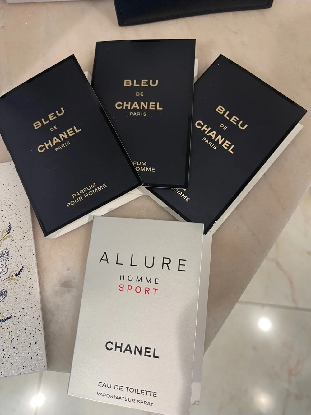 CHANEL Men’s White Gift Packaging with Leather Black Card Holder
